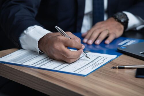 Legal-Consultants-in-Dubai Legal-Consultants-in-Dubai