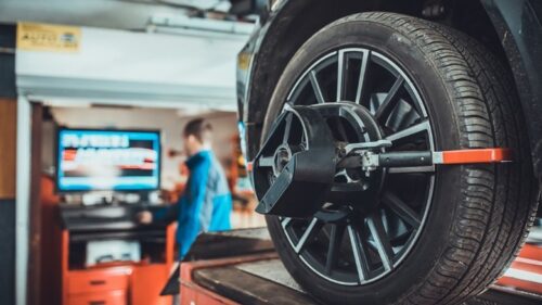 what-are-the-signs-that-you-need-a-wheel-alignment-1748557861 what-are-the-signs-that-you-need-a-wheel-alignment-1748557861