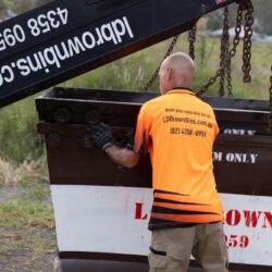 lifting-skip-bin