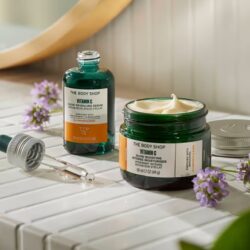 vitamin c glow boosting moisturiser