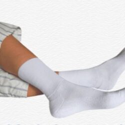 Non-binding sleep socks