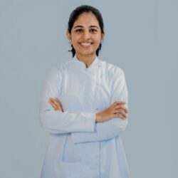 DR.MEDASANI-ROSHNY-1