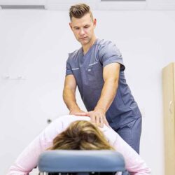 Chiropractic clinic in Clarksville