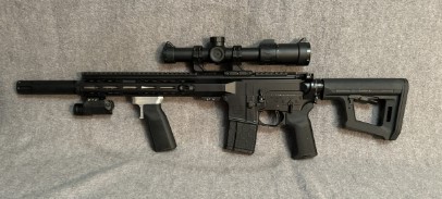 Pistol Grip Handguard Adapter Device Pistol Grip Handguard Adapter Device