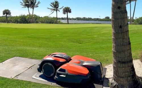 The Role of Golf Course Mowers in Turf Health Management The Role of Golf Course Mowers in Turf Health Management