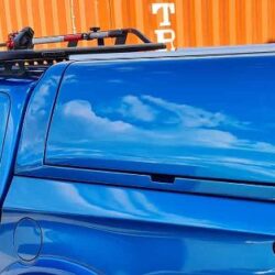 Delux-4x4-Accessories-Shop-page-BG