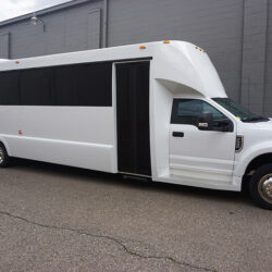 30-passenger-party-bus-1