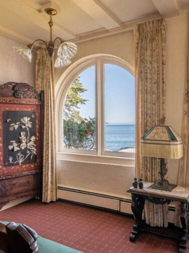 imgi_4_pacific-grove-inn--deluxe-king- imgi_4_pacific-grove-inn--deluxe-king-