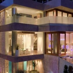 Luxury Landscape Lighting Solutions in Coastal Malibu