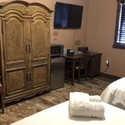 Lodging near Canyonlands National Park (1)