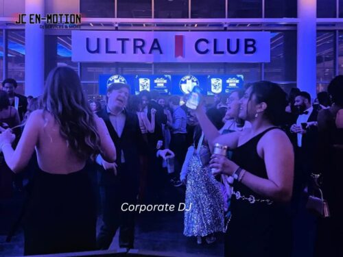 Corporate DJ (16) Corporate DJ (16)