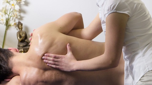 How Massage In West Linn Can Support A Calmer Daily Routine (1) How Massage In West Linn Can Support A Calmer Daily Routine (1)